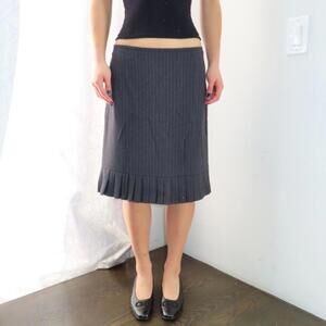 Women's Grey Skirt
